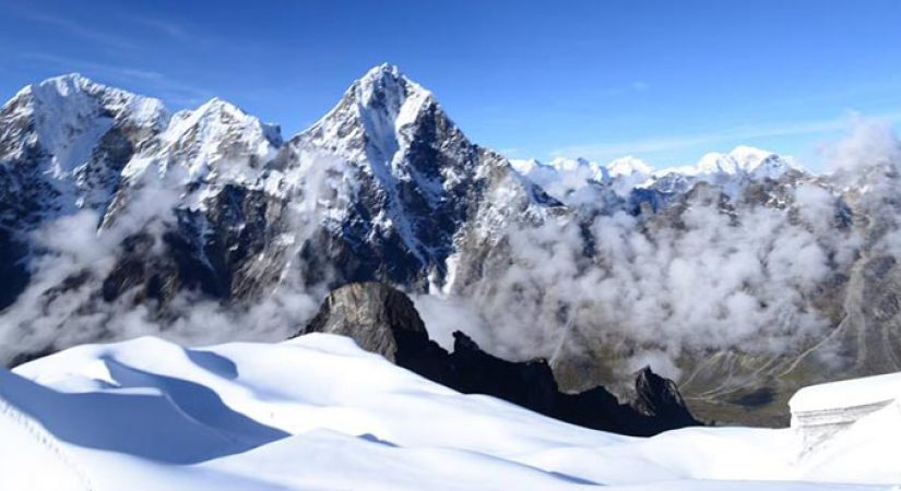 1647333175_lobuche 1.jpg